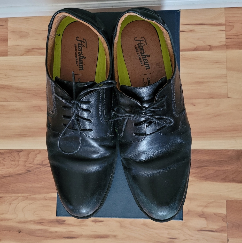 Florsheim Mens Dress Shoe - Picture 2 of 6